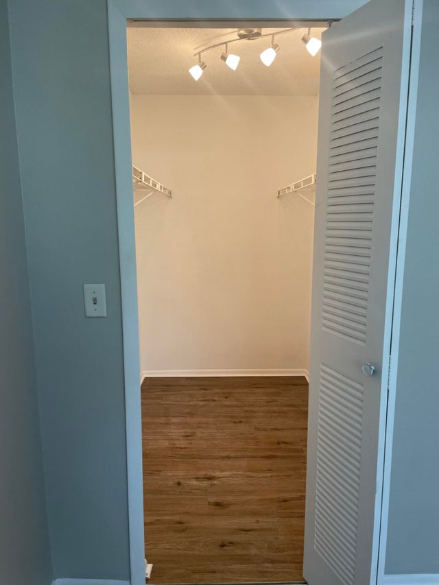 3 of 27 - 2203 Northlake Dr #2203, Sanford, FL