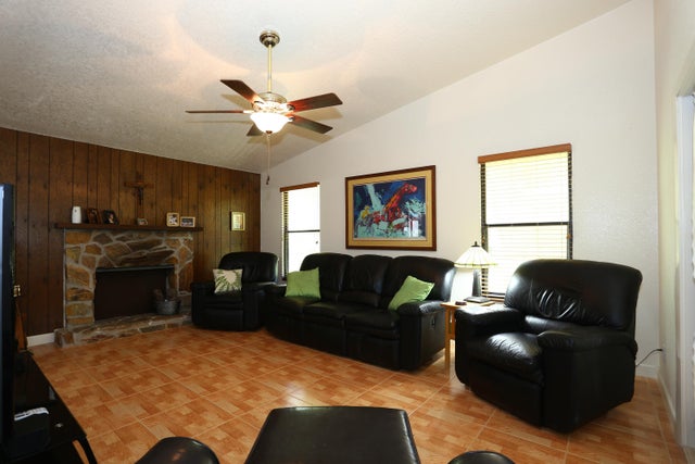 4 of 15 - 10961 56th Ct S, Lake Worth, FL