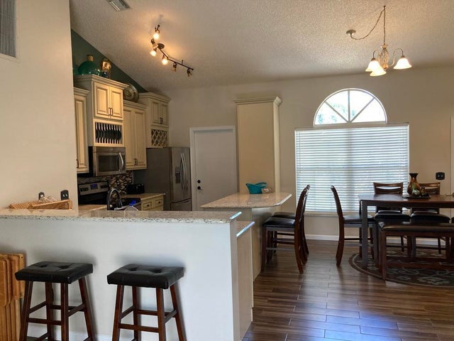 3 of 26 - 13016 Meadowbreeze Dr, Wellington, FL