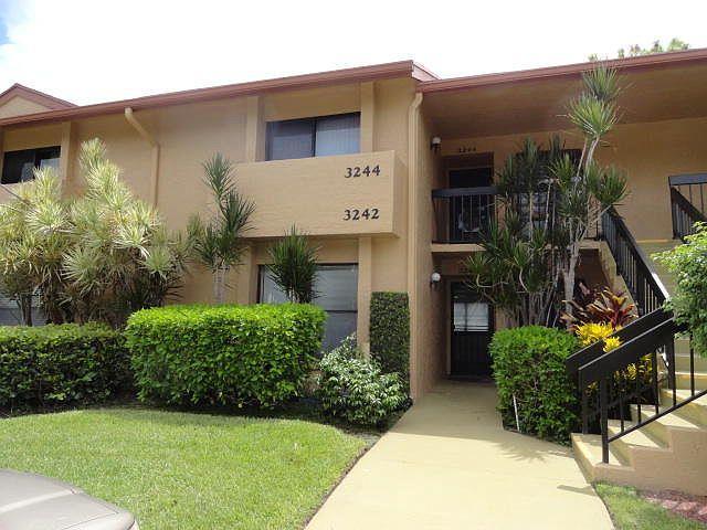 1 of 20 - 3242 Perimeter Dr, Greenacres, FL