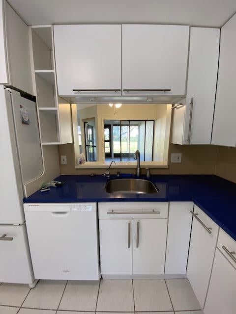 5 of 20 - 3242 Perimeter Dr, Greenacres, FL