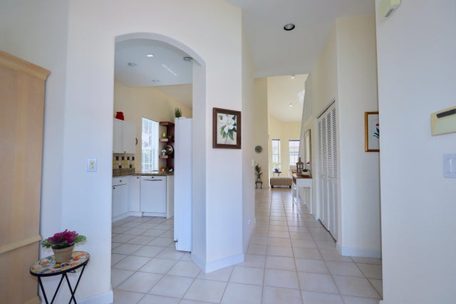 2 of 17 - 77 Spyglass Wy N, Palm Beach Gardens, FL