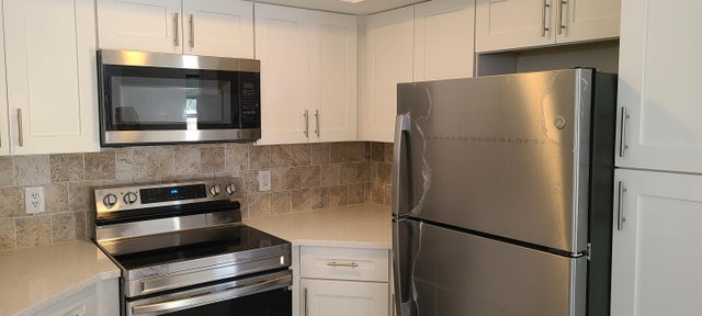 5 of 26 - 6178 Seven Springs Blvd, Greenacres, FL