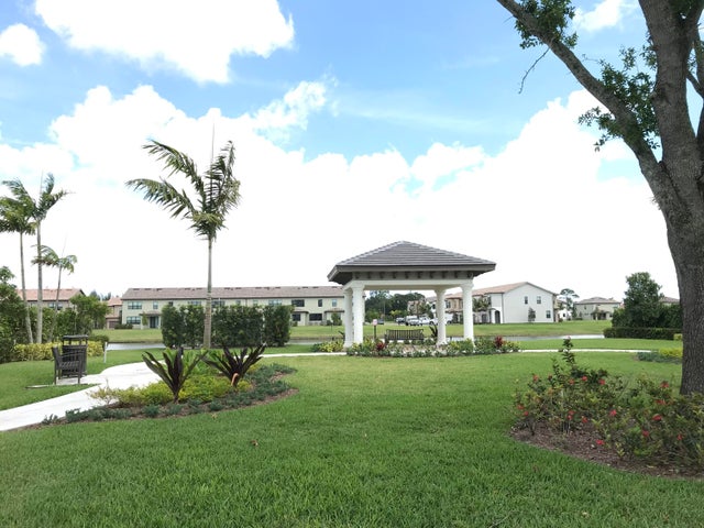 3 of 12 - 4510 Eventing St, Lake Worth, FL