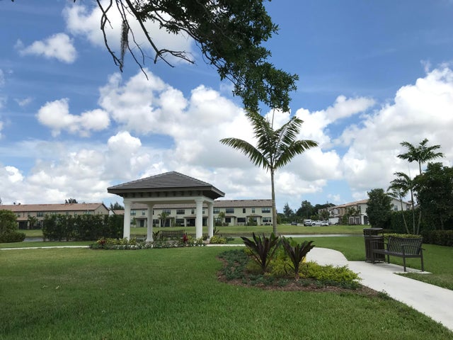 4 of 12 - 4510 Eventing St, Lake Worth, FL