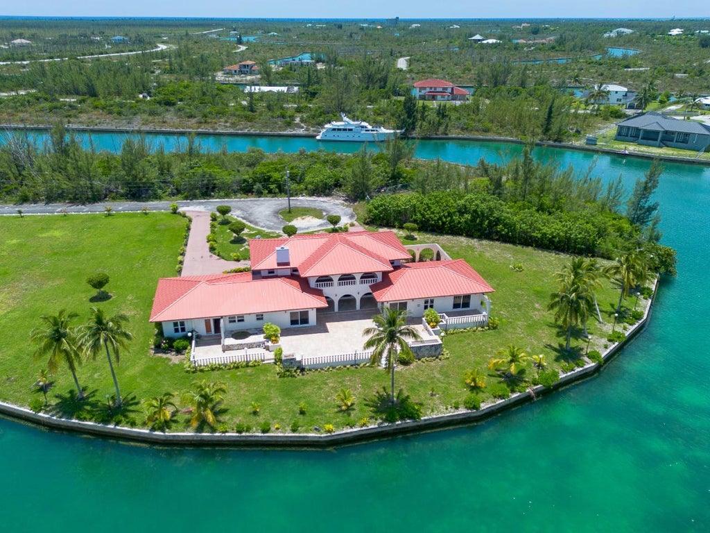 Pine Bay Estate Home, Grand Bahama/Freeport Property Listing MLS® 51045