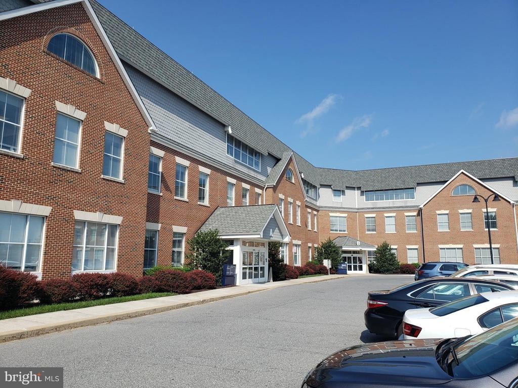 Commercial Lease for sale in SMYRNA DE at 100 S Main St 3 Separate Units