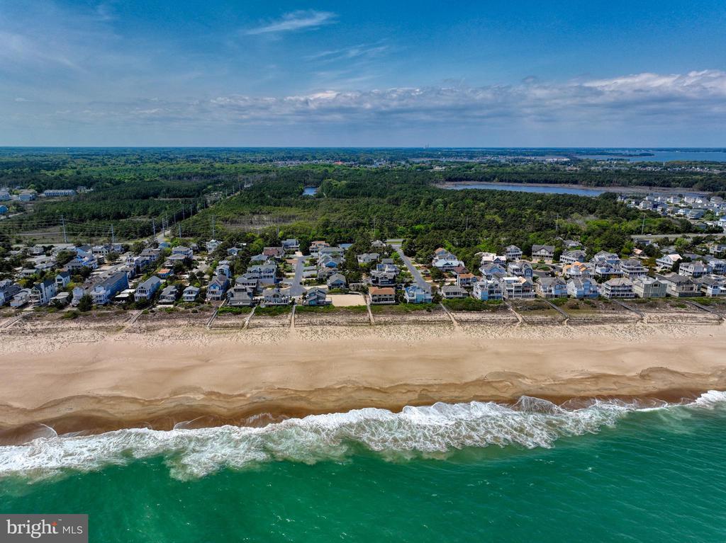 39733 Seaside Dr, Bethany Beach Property Listing MLS® DESU2041582