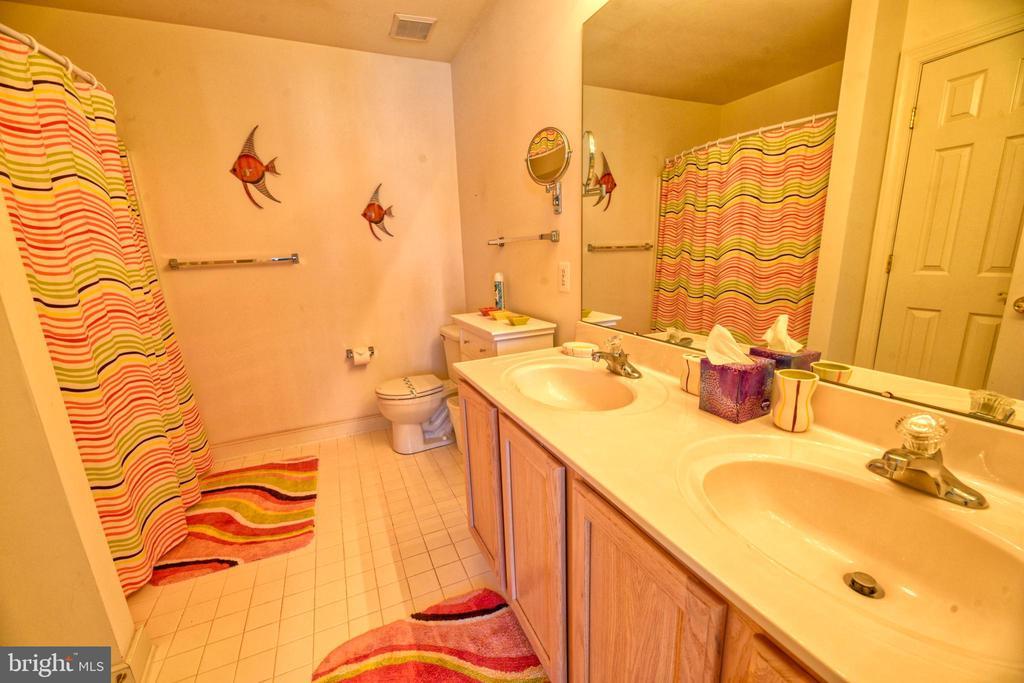 23 Wedgefield Blvd, Ocean View Property Listing MLS® DESU2025606