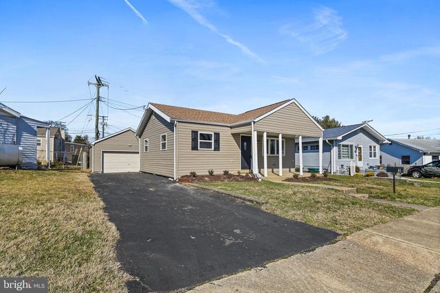 3 Longeron Dr, MIDDLE RIVER