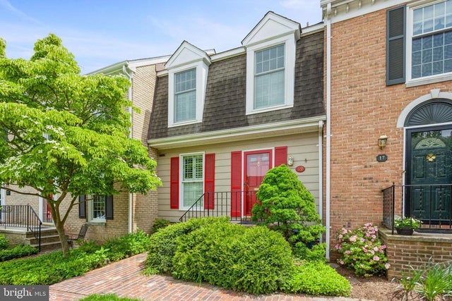 19 Parliament Ct, BALTIMORE