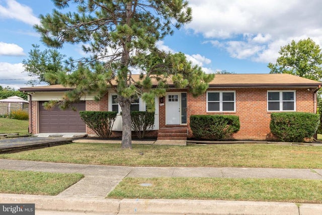 813 Smoke Tree Rd, PIKESVILLE