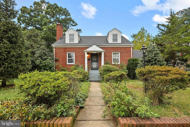 6110 44th Pl, RIVERDALE