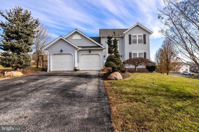 105 Yellowstone Ln, STEWARTSTOWN