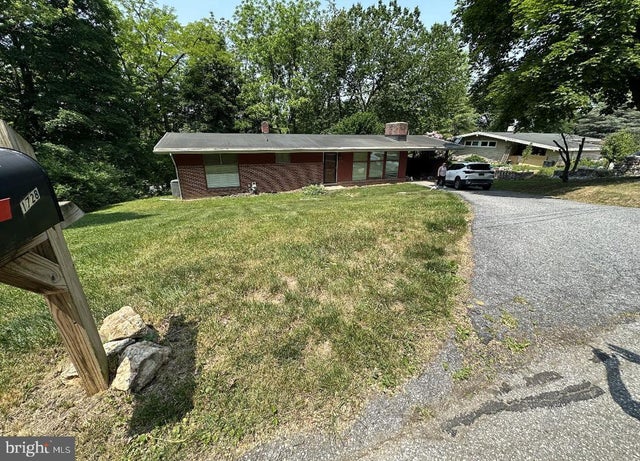 1728 Westwood Rd, YORK