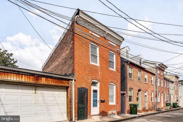 616 S Chapel St, BALTIMORE