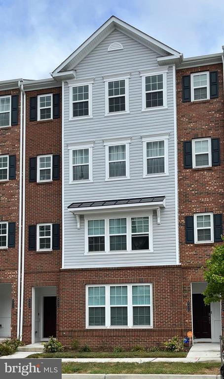 9430 James Macgowan Ln #459, OWINGS MILLS