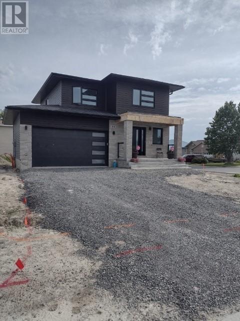 Photo of Listing #2084352