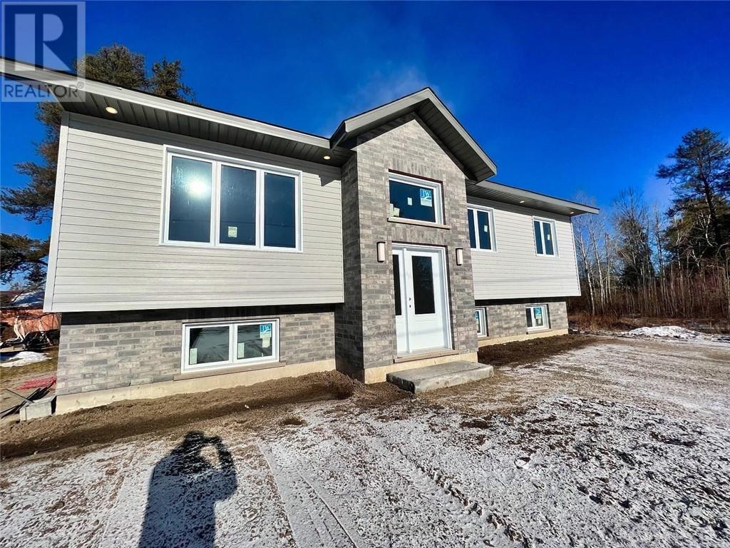 Photo of Listing #2099755
