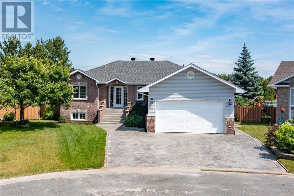 Photo of Listing #2104636