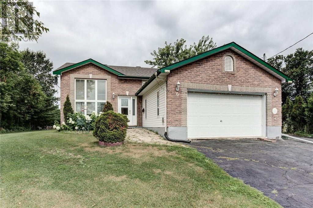 Photo of Listing #2105367