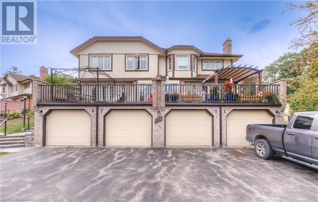 Photo of Listing #40325796