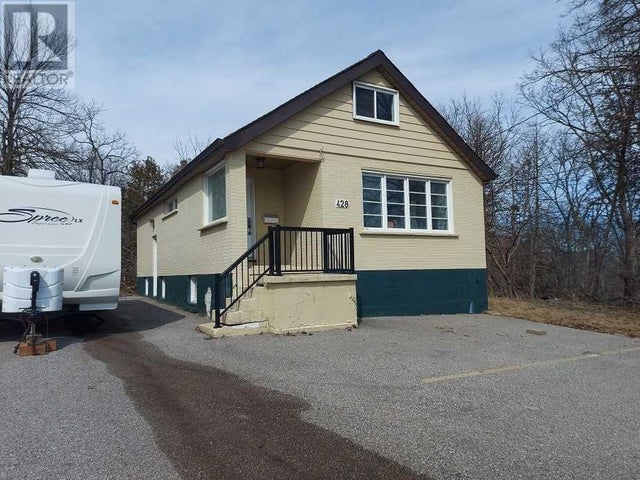 Photo of Listing #E5780358