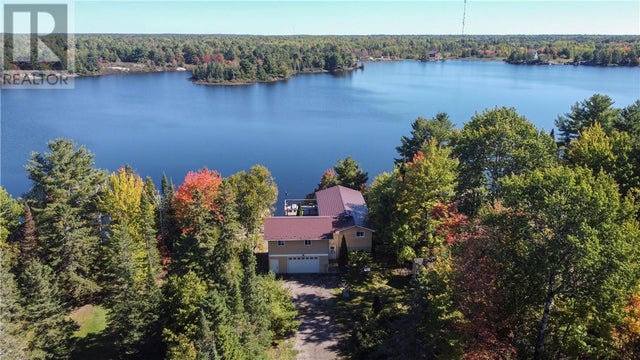 Photo of Listing #2108208