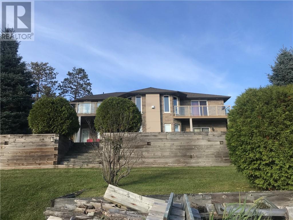 Photo of Listing #2108370