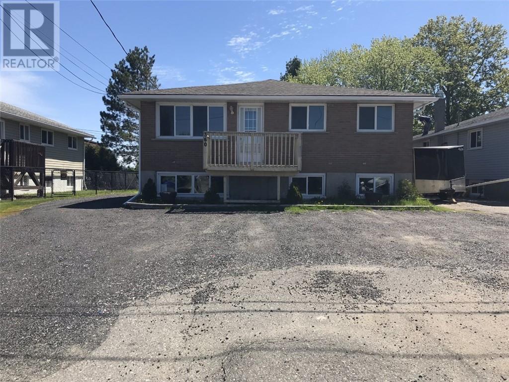 Photo of Listing #2108381