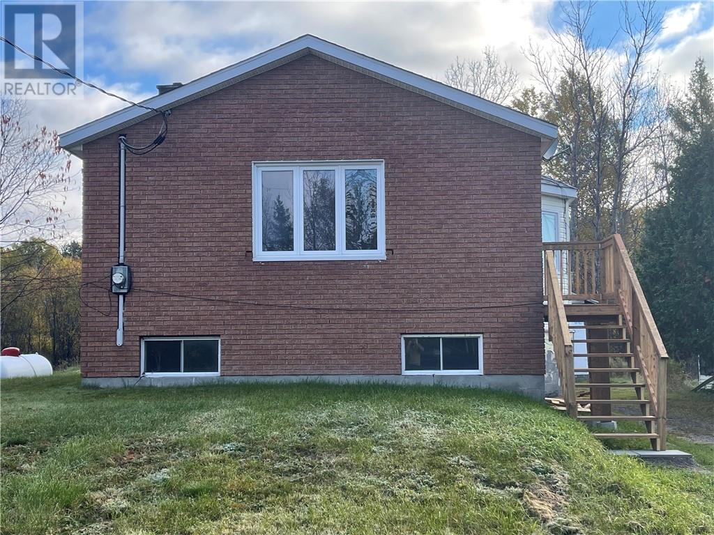 Photo of Listing #2108354