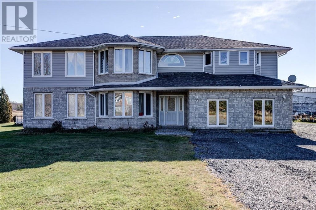 Photo of Listing #2108758
