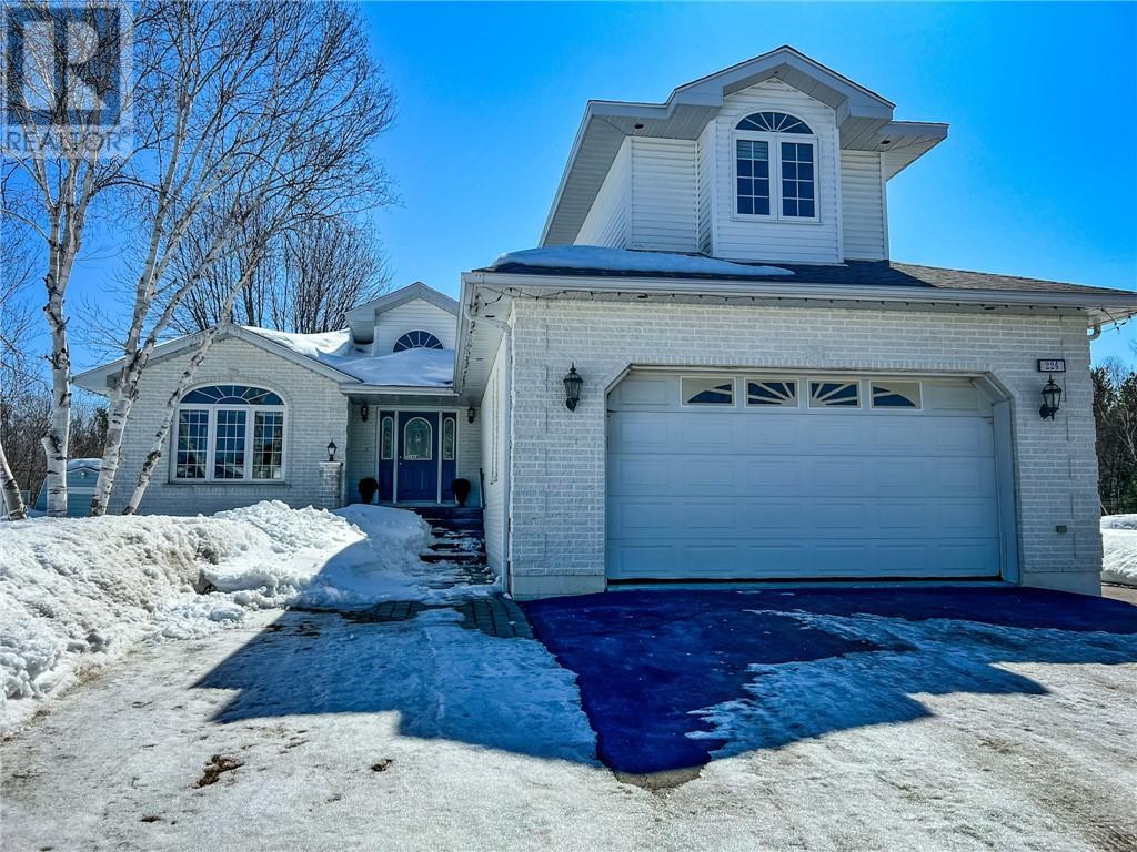 Photo of Listing #2110268