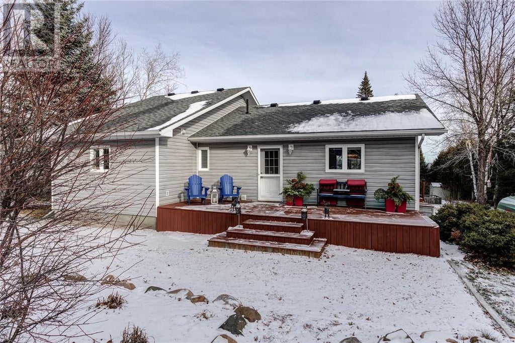 Photo of Listing #2110217