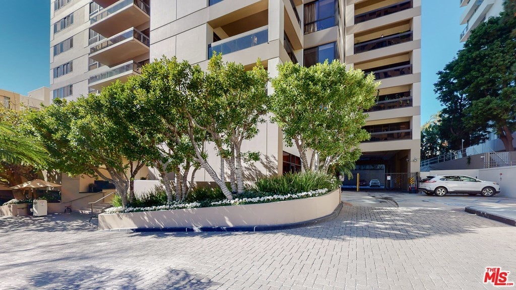 Luxury Condos in Los Angeles Work With a Local Expert to Find Condos