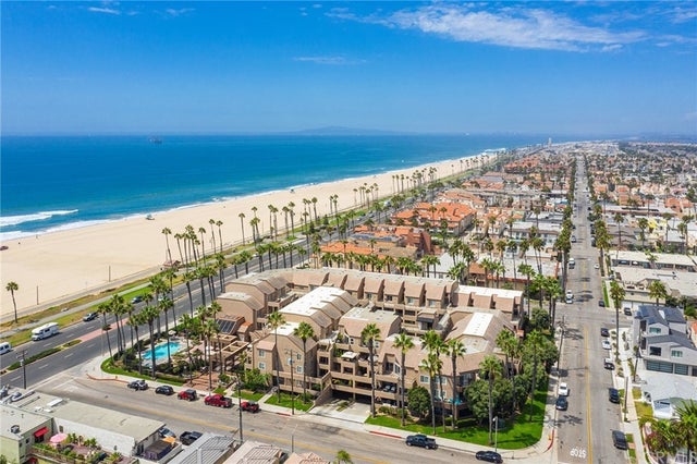 Pierhouse Condos For Sale - Huntington Beach Real Estate