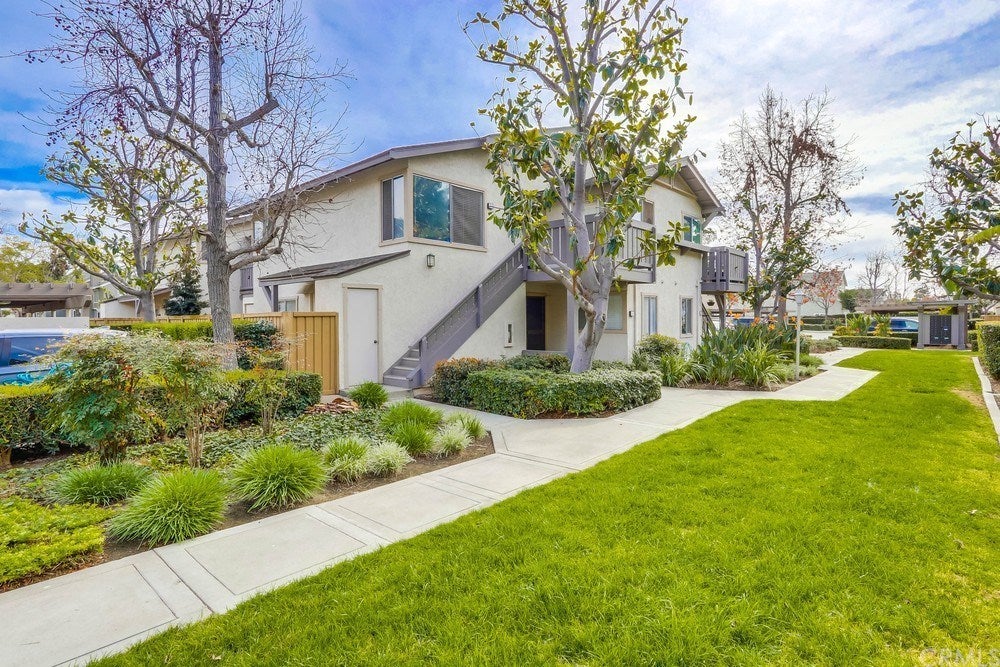 Woodbridge Park Vista Condos For Sale Irvine Real Estate