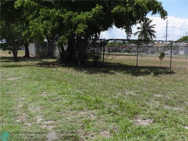 4 of 7 - 800 Nw Dixie Hwy, Pompano Beach, FL