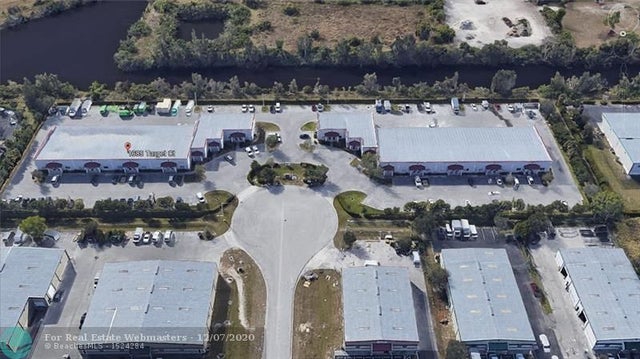 2 of 5 - 1685 Target Ct, Other City - In The State Of Florida, FL