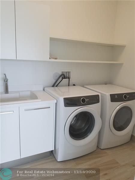 5 of 9 - 5939 Brookfield Circle West 5939, Hollywood, FL