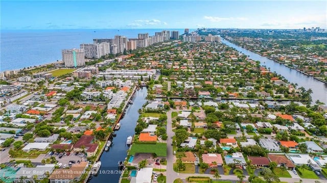 5 of 7 - 4306-2 E Tradewinds Avenue One, Lauderdale By The Sea, FL