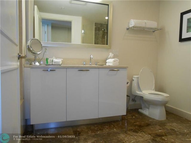 5 of 9 - 505 N Fort Lauderdale Beach Blvd 1207, Fort Lauderdale, FL
