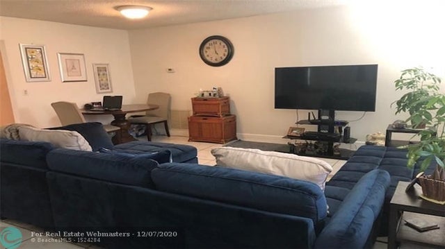 5 of 8 - 9011 Nw 33rd St W, Coral Springs, FL