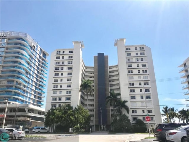 2 of 31 - 710 N Ocean Blvd 202, Pompano Beach, FL