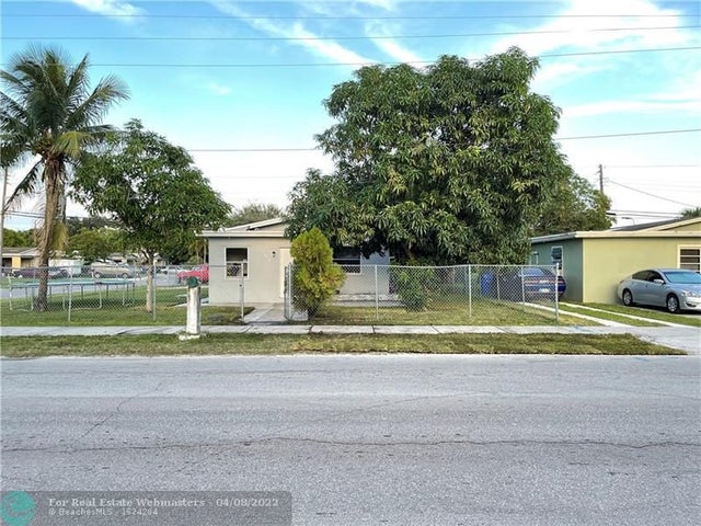 2 of 22 - 918 Nw 24th Ave, Fort Lauderdale, FL