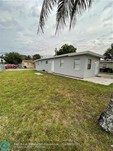 4 of 22 - 918 Nw 24th Ave, Fort Lauderdale, FL