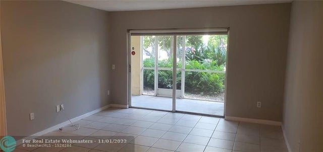 4 of 9 - N/A, Hollywood, FL