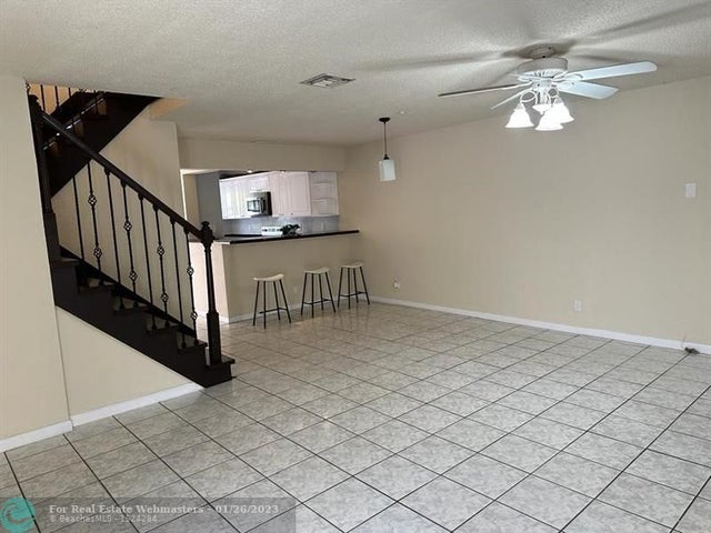 Photo of Listing #F10365391