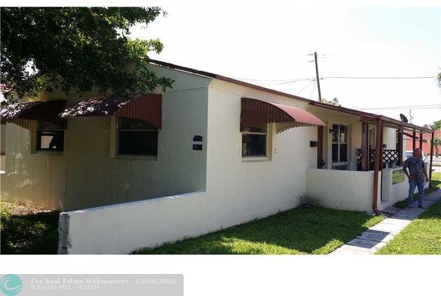 1 of 1 - 2030 Taylor, Hollywood, FL