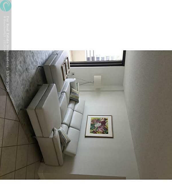 4 of 30 - 2500 Parkview Dr 1519, Hallandale, FL